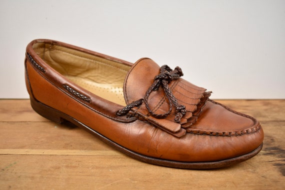 Allen Edmonds Woodstock Light Brown Moc Toe Tassel Loafer  display picture 3