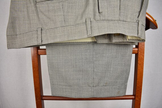 Geoffrey Beene Light Gray Houndstooth Worsted Woo… - image 9