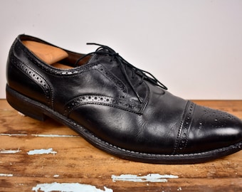 Mocassins Hommes Johnston & Murphy Optima 9D - Cuir Noir Bout Aile Kiltie - Occasion Très Correcte