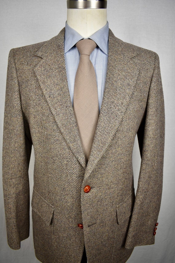 Size: 40R 1976-1994 Palm Beach Man in Wool Brown Striped Two