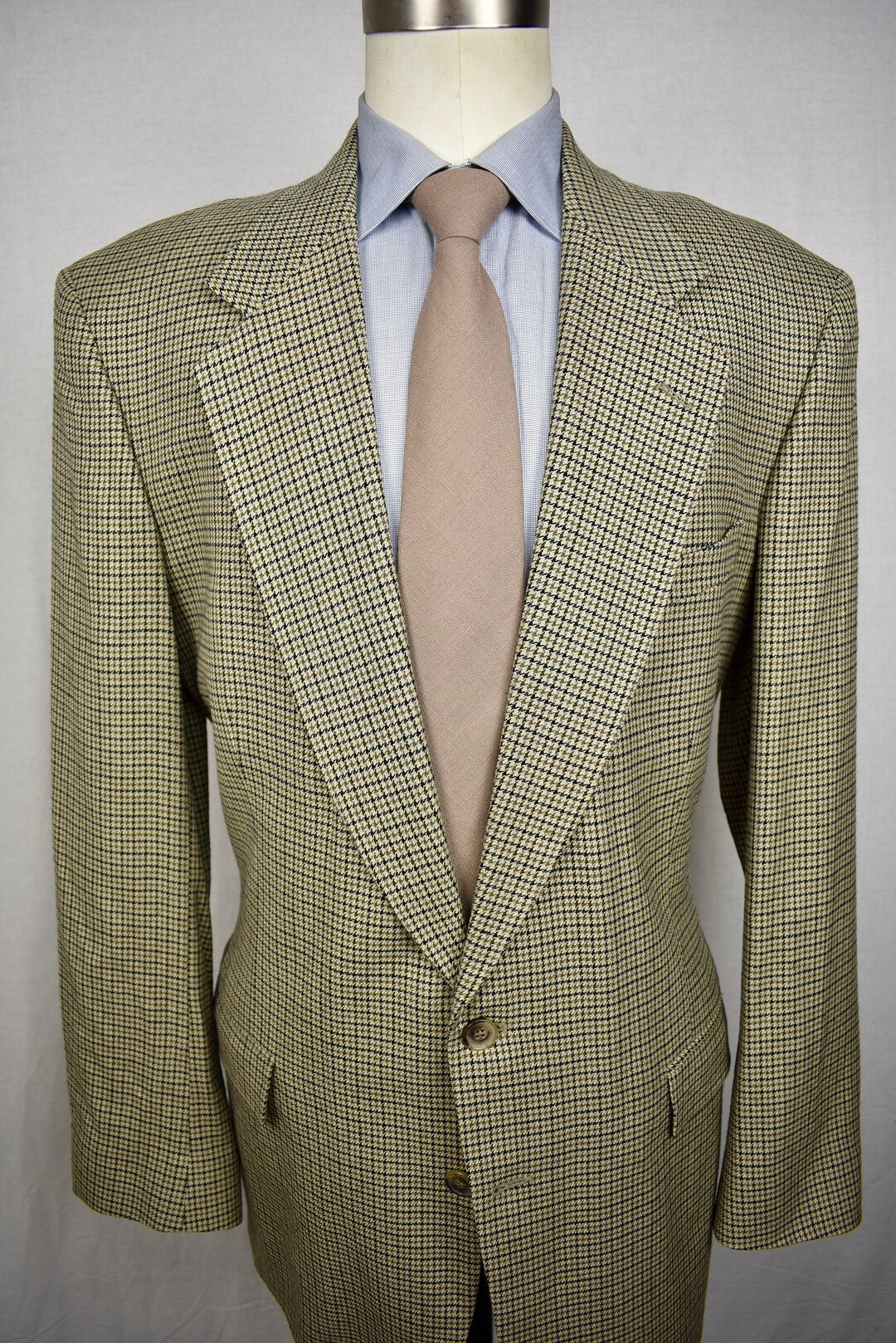 J. Riggins Light Brown Houndstooth Check Wool Two Button Sport
