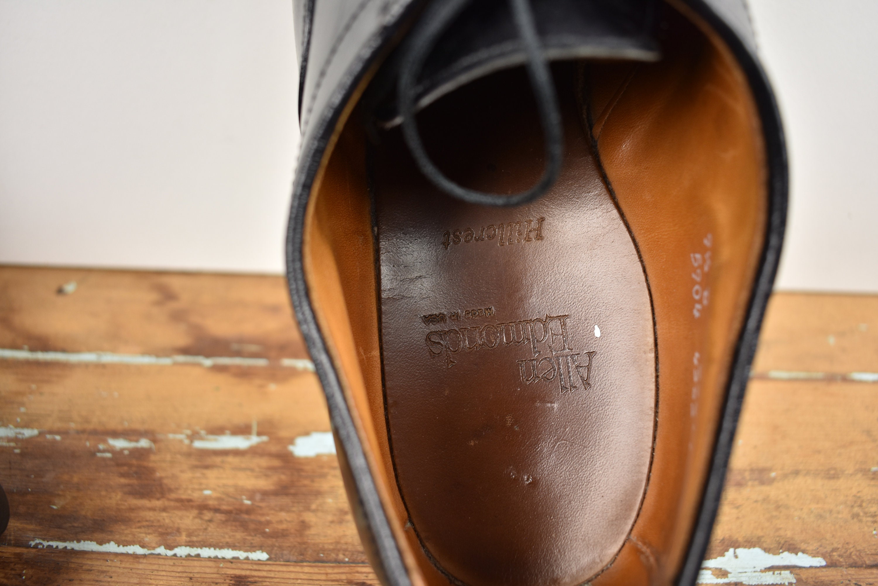 Allen Edmonds Hillcrest 9.5D | Classic Cap-Toe Balmoral | USA Made Used size 12d dress shoes for sale main image 3