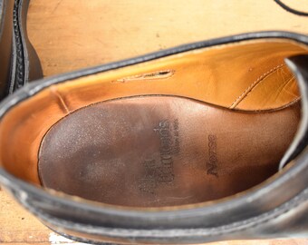 Size: 9.5D Allen Edmonds Norse Black Split Moc Toe Lace up Blucher