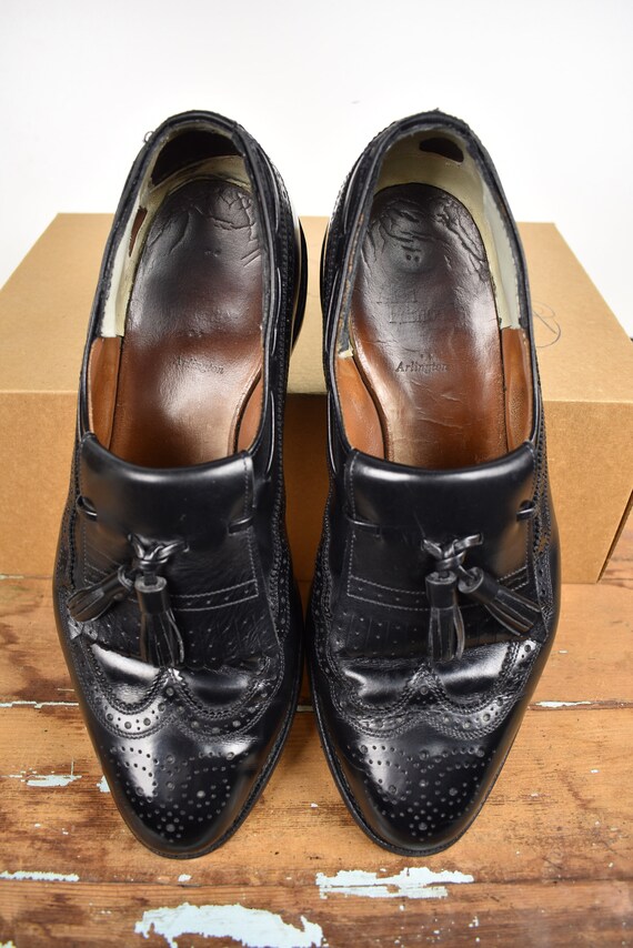Buy Allen Edmonds Arlington Black Longwing Gunboat Tasseled  display picture 3
