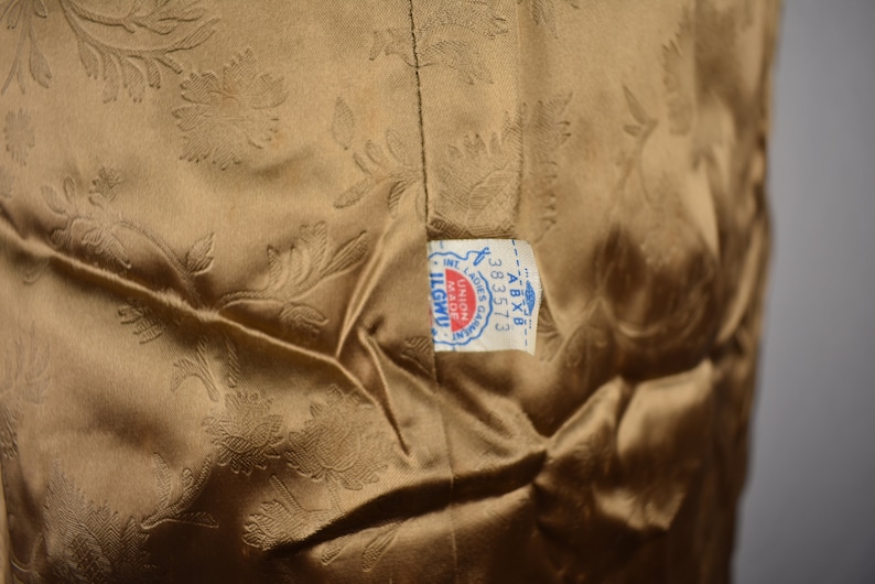 1974-1995 Unbranded Brown Faux Fur Three Button Basic Coat Size Large