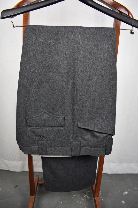 Circle S Solid Gray Polyester Two Button Two Piec… - image 9