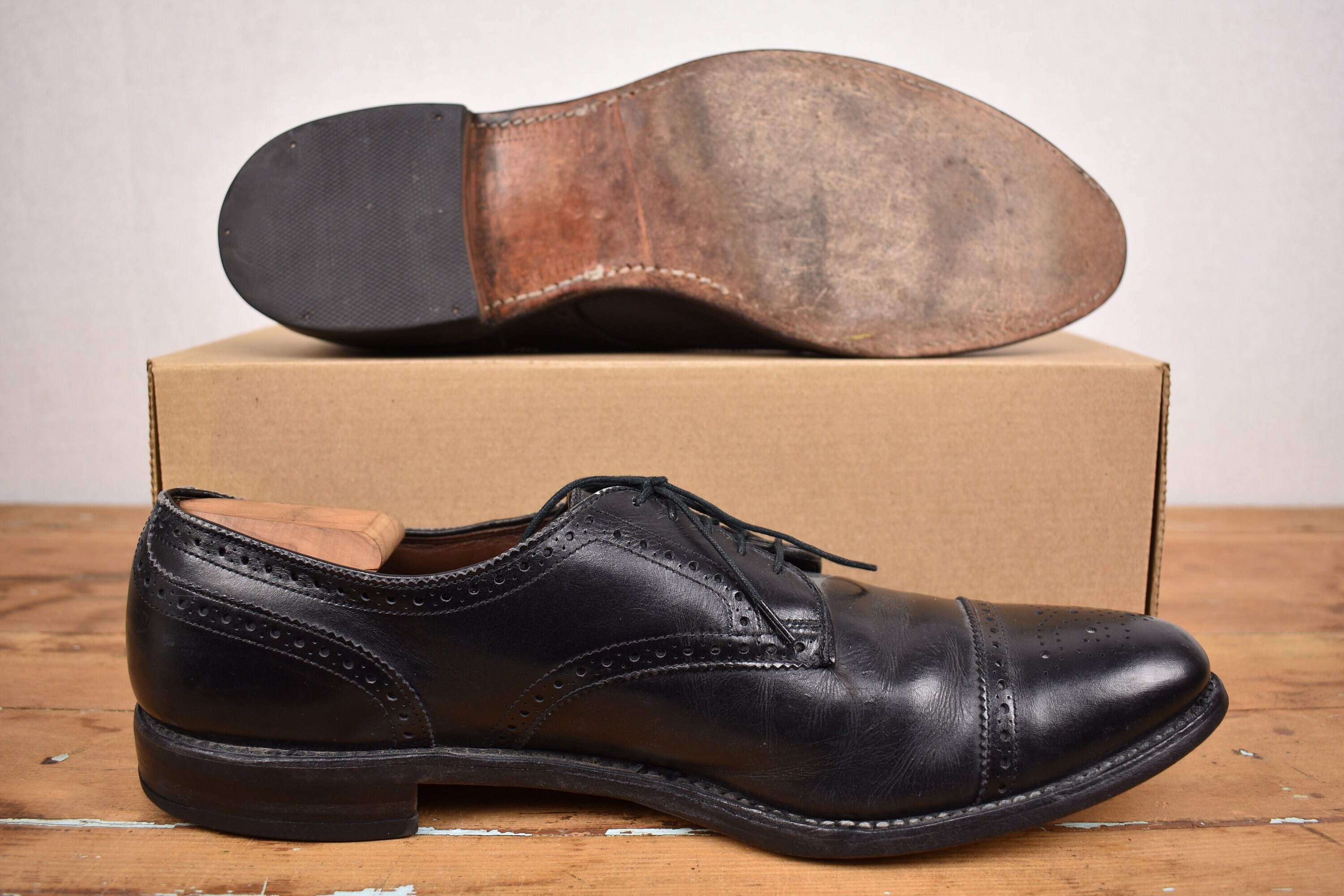 Size: 14AAA Allen Edmonds Sanford Black Brogued Cap Toe Lace up