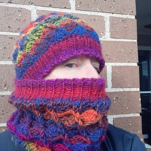 Crochet hat and matching cowl