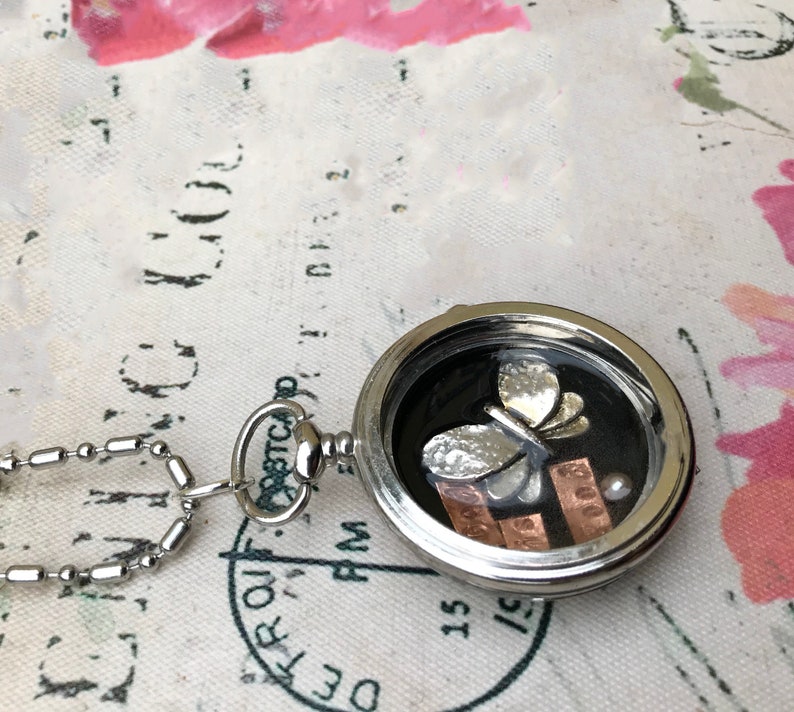 Vintage Pocket Watch Repurposed shadow Box Pendant With - Etsy UK