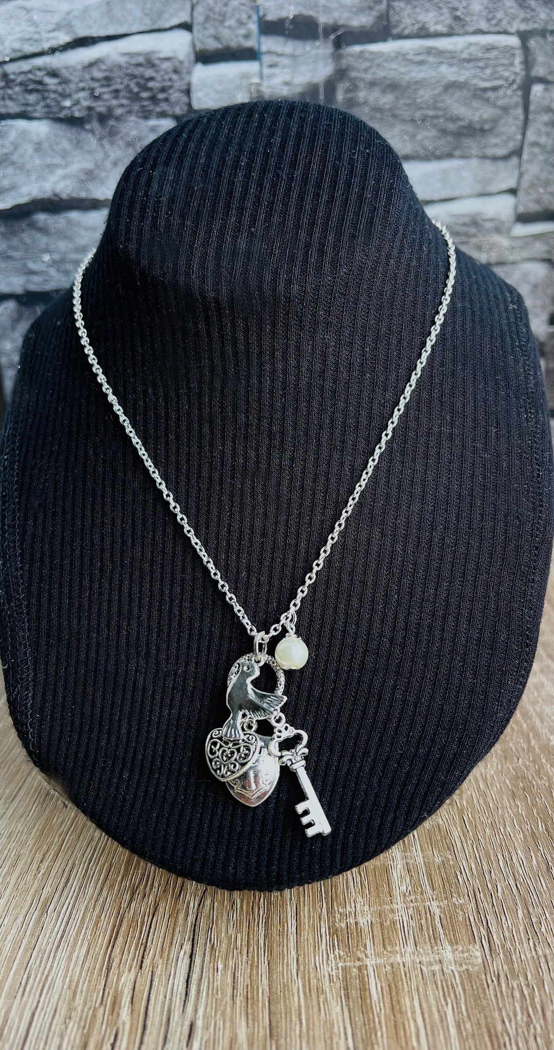 Guard Your Heart Bible Verse Pendant Proverbs 4 Etsy