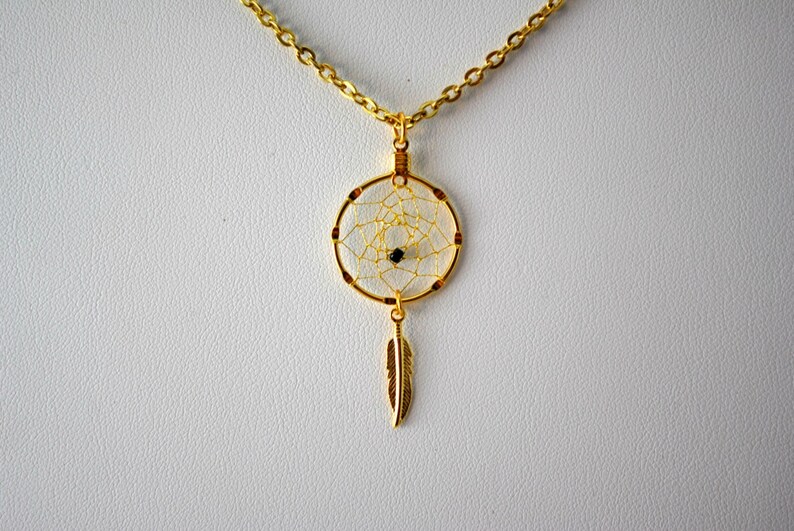 Small dream catcher necklace Clearance