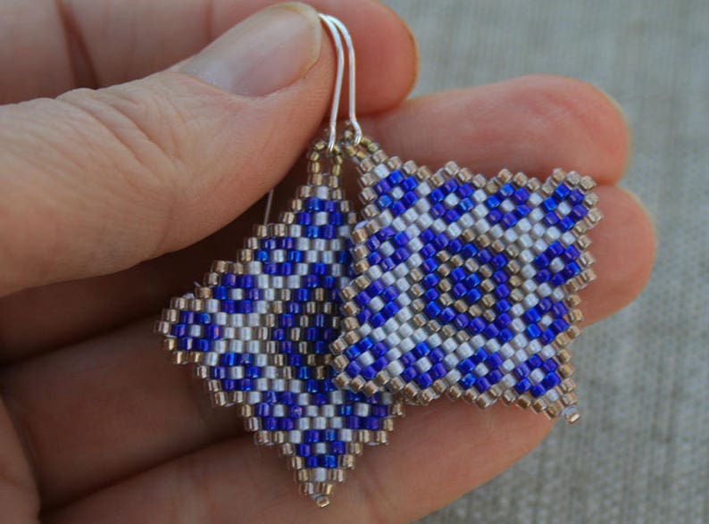 blaue Ohrringe weiße geometrische Ohrringe Diamant Ohrringe native Ohrringe Perlen Ohrringe baumeln Samen Perle Ohrringe selbstgemachtes Geschenk Bild 8