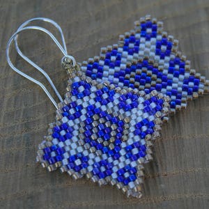 blaue Ohrringe weiße geometrische Ohrringe Diamant Ohrringe native Ohrringe Perlen Ohrringe baumeln Samen Perle Ohrringe selbstgemachtes Geschenk Bild 5