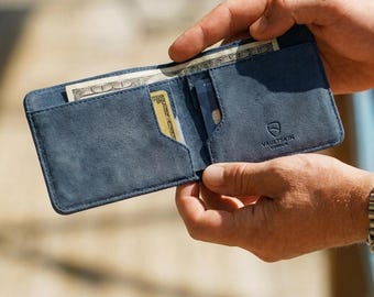 Slim Leather Bifold Wallet, RFID-Blocking Minimalist Card Holder - Manhattan (Midnight Teal)