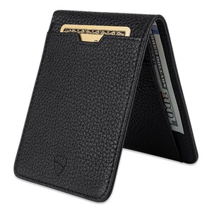 Elegant unboxing of Vaultskin Manhattan wallet - Perfect gift for men