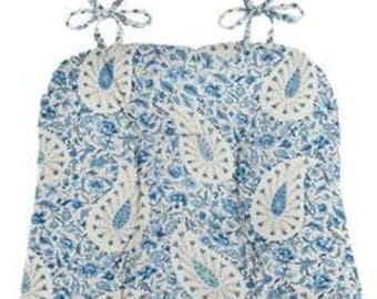 Paisley chairpads in blue or green