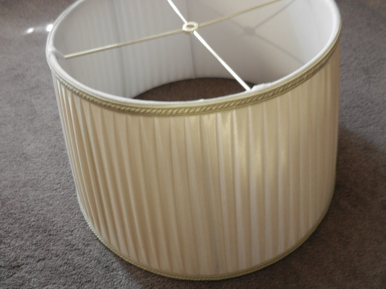 Vintage Stiffel Lamp Shade Like New