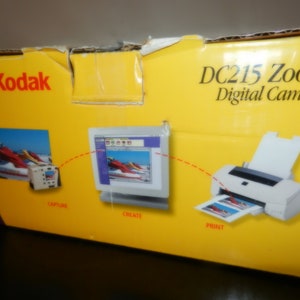 KODAK DC215 Zoom Digital Camera image 3