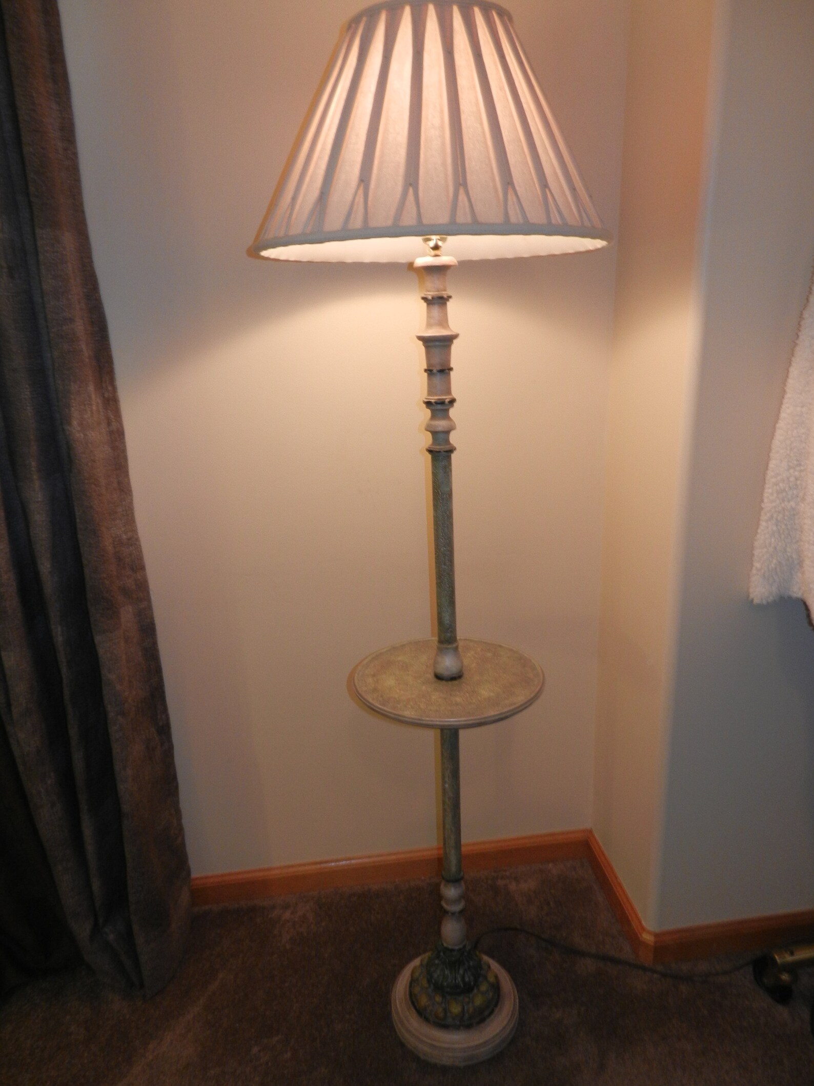 Vintage Floor Lamp With Table and Shade No Shipping | Etsy