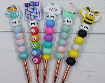 Custom crochet hook beaded custom crochet hook ergonomic personalized crochet hook silicone ergonomic crochet hook 5.5mm