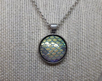 20mm Mermaid scale pendant -  dragon scale jewelry - mermaid necklace - dragon necklace - dragon scale pendant - fantasy jewelry