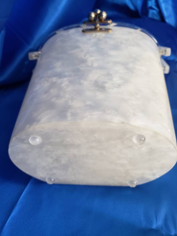 Vintage White Marbleized Lucite Purse with Two Ha… - image 9