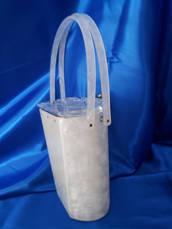 Vintage White Marbleized Lucite Purse with Two Ha… - image 5