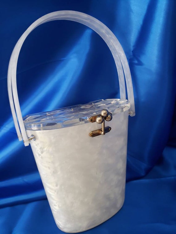 Vintage White Marbleized Lucite Purse with Two Ha… - image 6