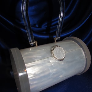 Vintage WILARDY Unique Round WHITE Marbleized Lucite Purse with Thick Lucite Sides!!  Beautiful