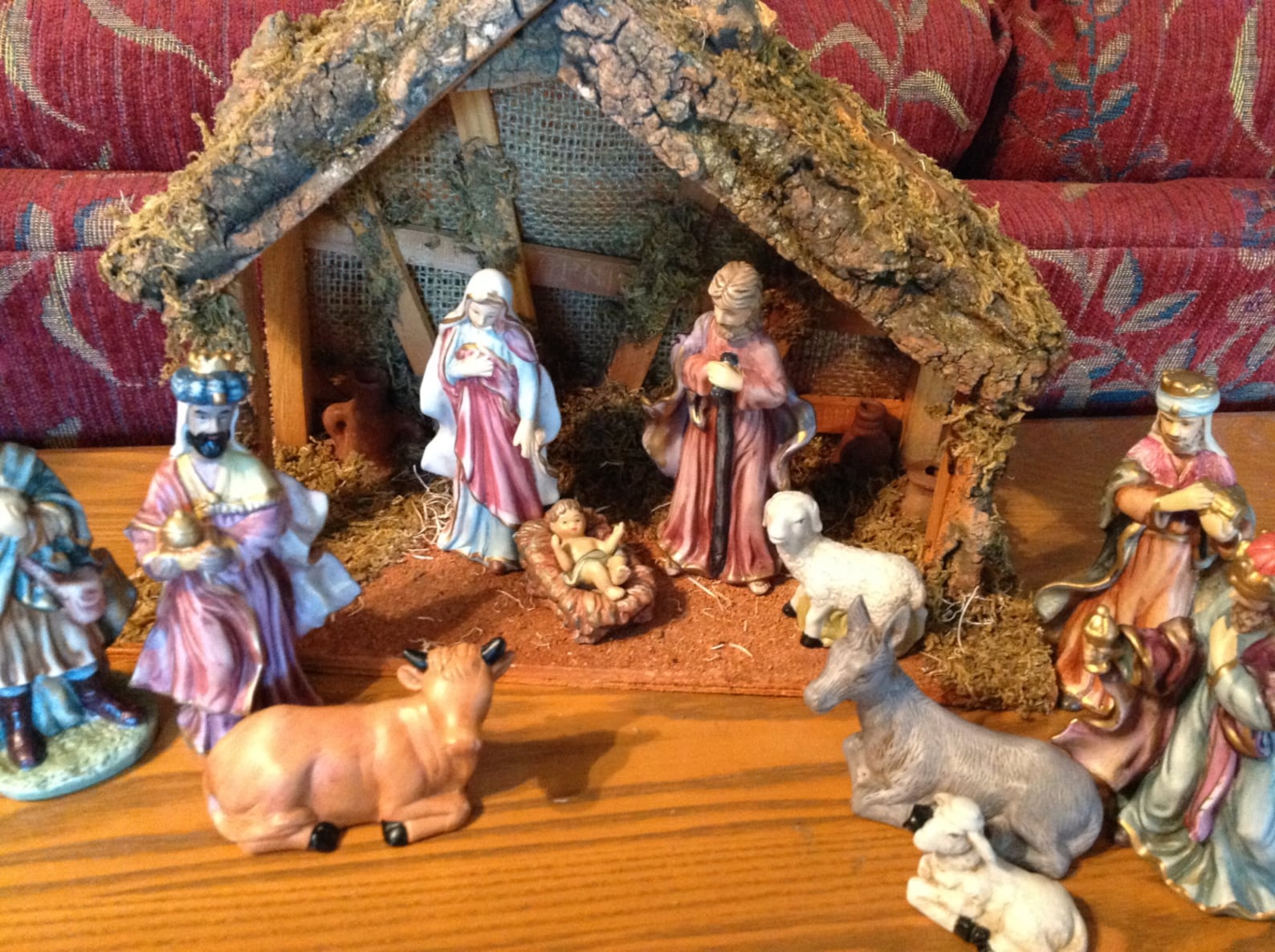 Vintage Porcelain Nativity Set With Stable Christmas Nativity Etsy