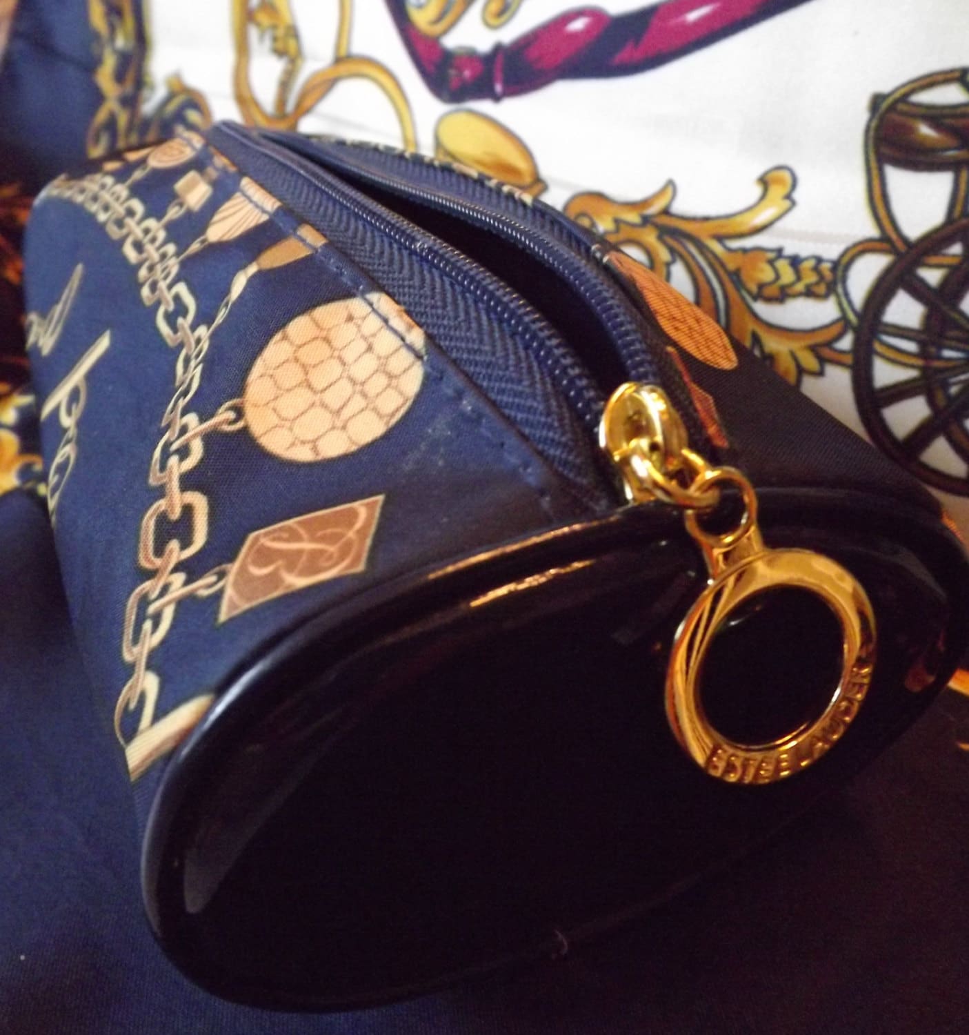 makeup bag louis vuitton print