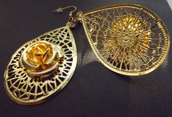 Jewelry Gold Rose Dangle Earrings with Rhinestone… - image 2