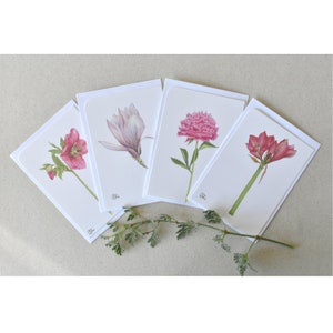 4 Duft-Karten mit Blüten, A6, Nieswurz, Magnolie, Pfingstrose, Amaryllis, Blütenduft, Rosa, Geschenke für Pflanzenliebhaber/Innen