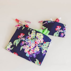 Makeup Bag Amy Butler - Etsy