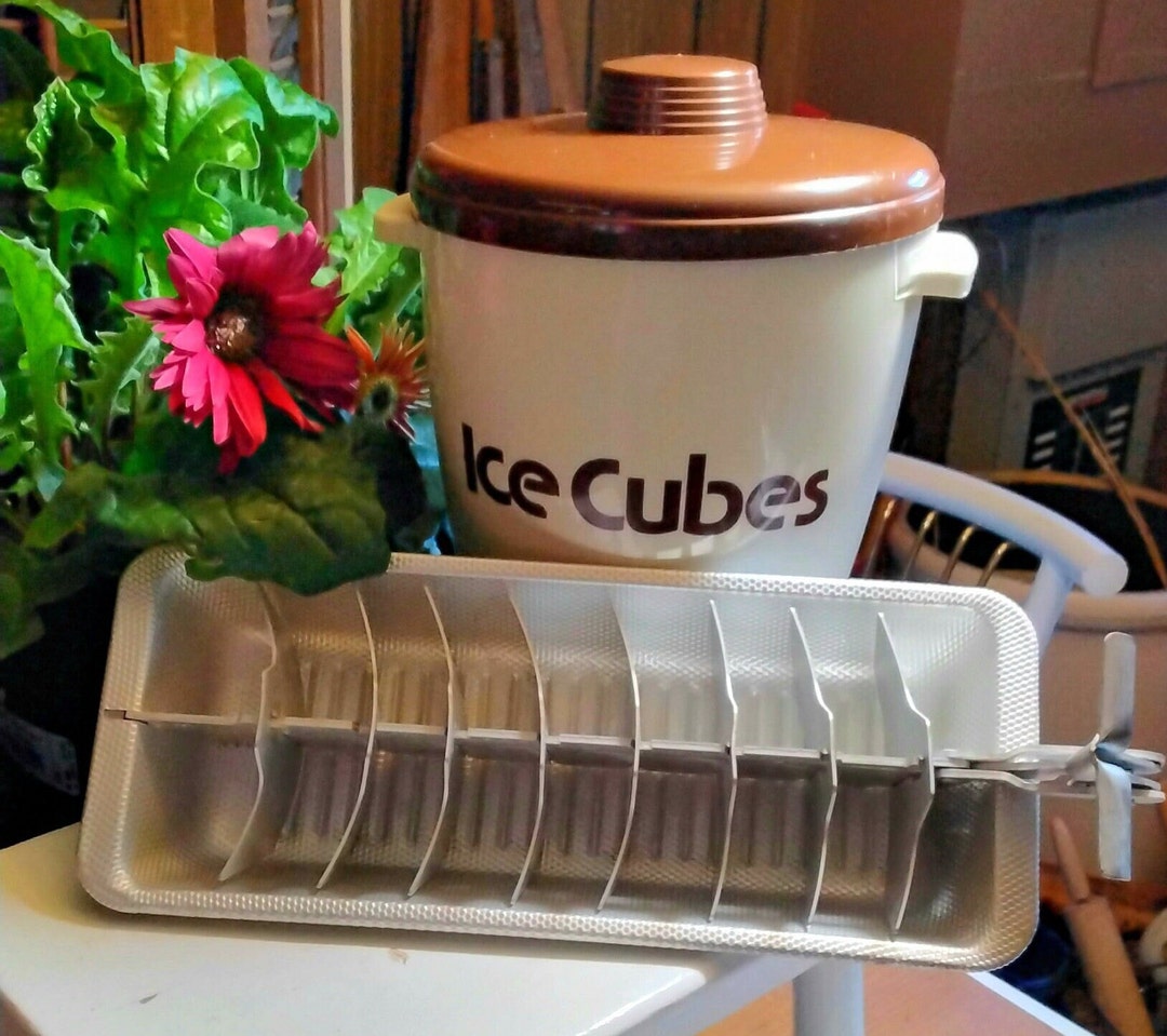 Vintage Aluminum Ice Cube Tray 18 Cubetray Textured Etsy