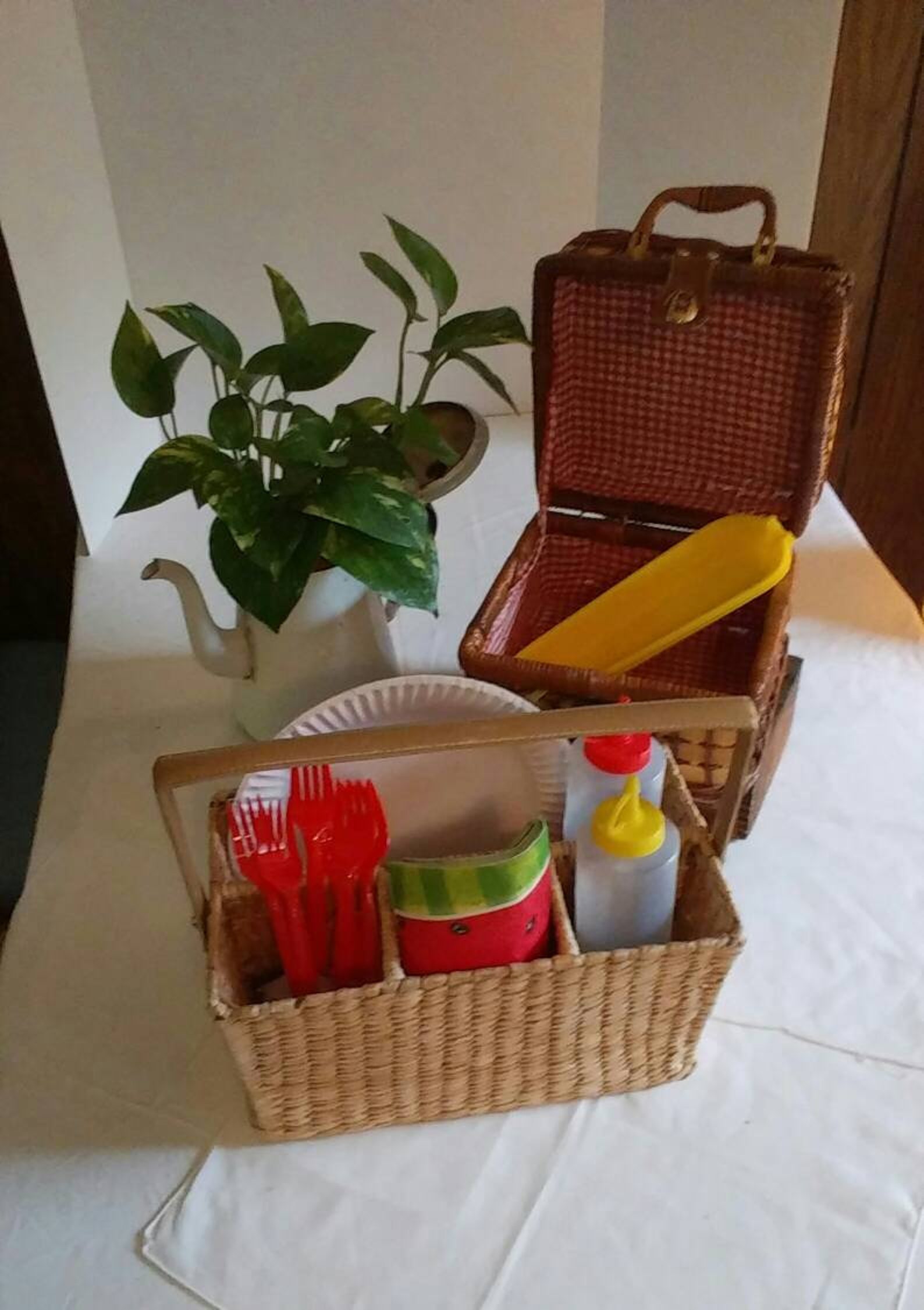 Vintage Wicker Picnic Caddy Rattan Silverware Caddy Craft Etsy