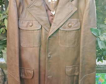 Vintage Regency leather jacket made in Canada size M/L, 1970s