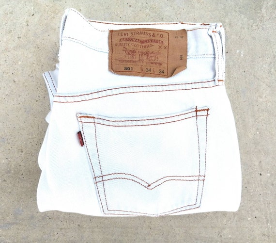 levi's white jeans 501