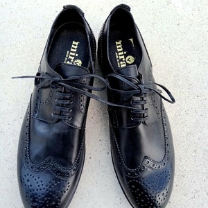 Pair of lace-up leather shoes, vintage Italian craftsmanship, made in Italy, size 44