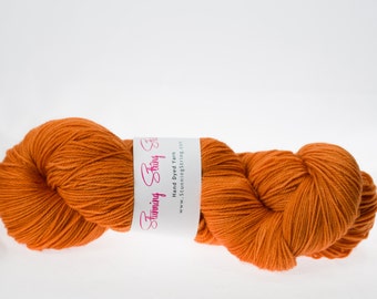 Paprika - Luxury Fingering Weight - Merino, Cashmere & Nylon - 100 g - 425 yds