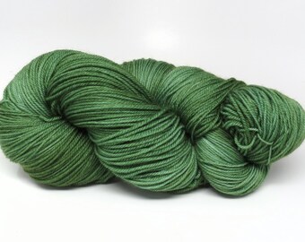 Dusty Fern - Luxury Fingering Weight - Merino, Cashmere & Nylon - 100 g - 425 yds