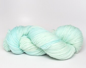 Glacier - Stunning Superwash Fingering Weight - 100% Superwash Merino - 100 g - 475 yds