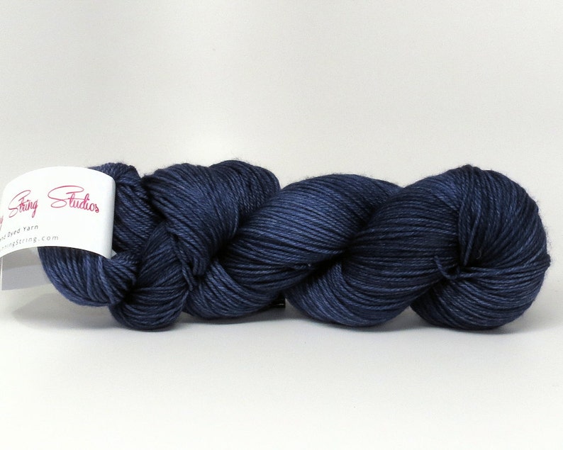 Mainsail Yarn Kit Stunning Superwash Fingering Weight 100% Superwash Merino image 3