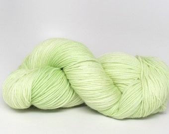 Honeydew - Luxury Fingering Weight - Merino, Cashmere & Nylon - 100 g - 425 yds