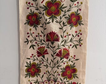 Vintage Linen John L Gieroch Floral Printed 1760 Tea Towel Wall Hanging | Signed Colonial Botanical Fabric Art Print | Kay Dee