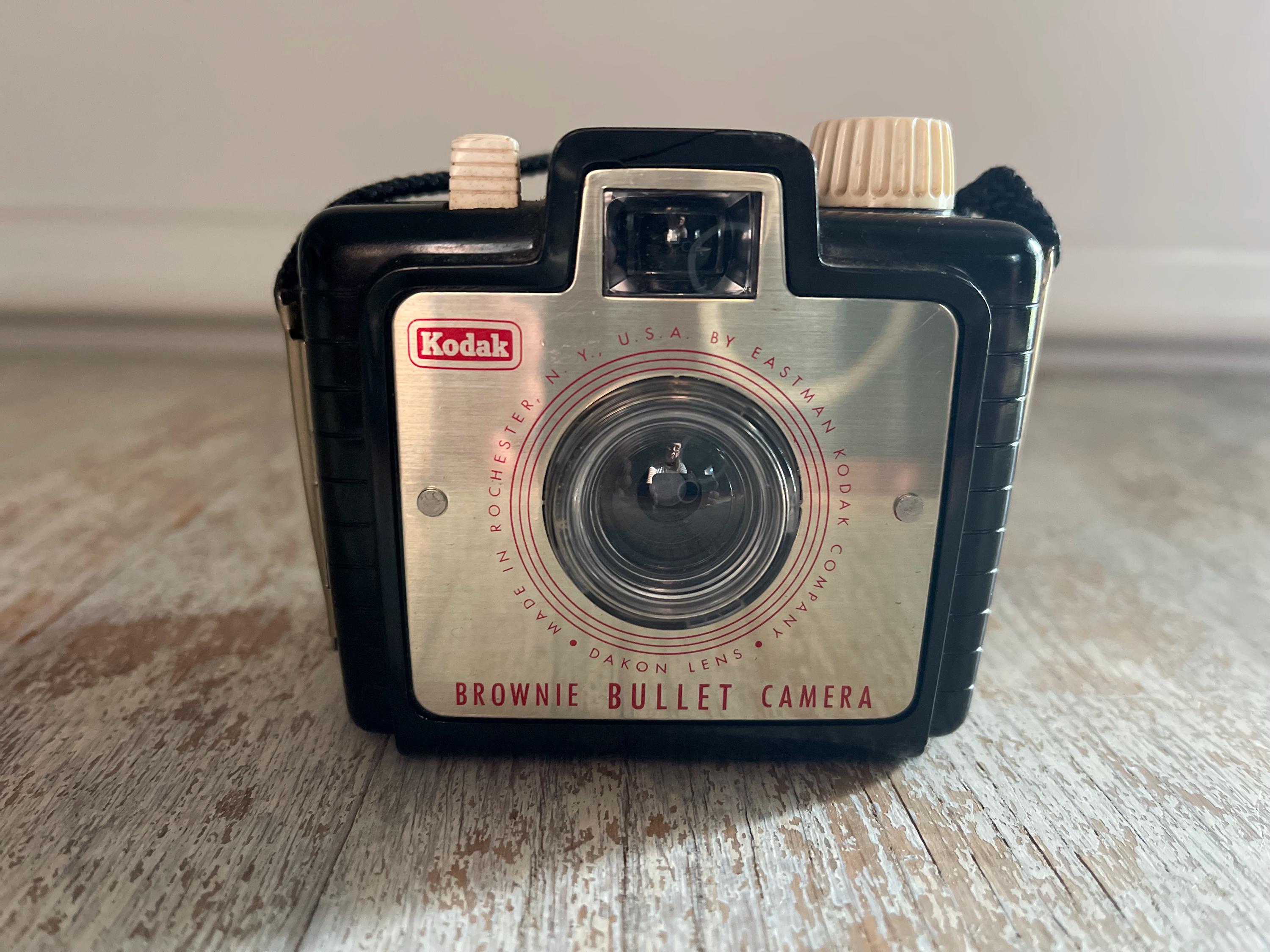 Eastman Kodak Bullet Bakelite Camera No. 139