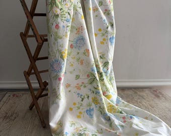 Mid-Century Pequot Twin Strawberry Floral Flat Sheet | Vintage Colorful Wildflower Print Cotton Blend Percale Non-Iron Bedding | Cottage