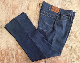 Vintage Men's Lee Rider Raw Denim Jeans 32 x 30 Straight Leg Union Label Made in USA | Western Streetwear | 1970s Fashion