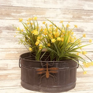 Praying Mantis Pot Climber Rustic Garden Decor