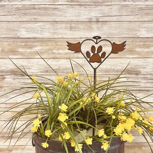 Flying Heart Outline avec Paw et Halo Garden Plant Stake Pet Gift Memorial
